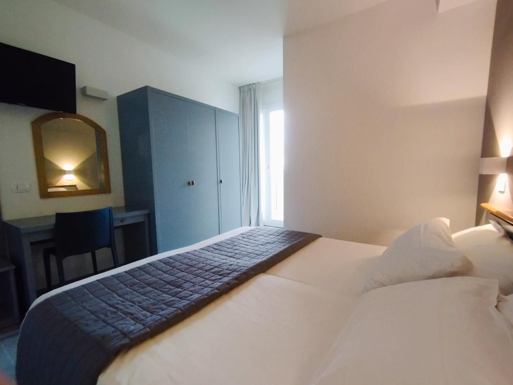 Hotel Excelsior Cervia Buitenkant foto